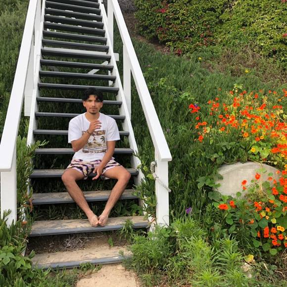 Profile Picture of Christopher Gamboa (@chrisgamboa) on Poshmark