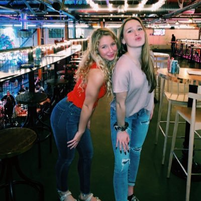 Profile Picture of Jenna Keating (@jennamia10) on Twitter