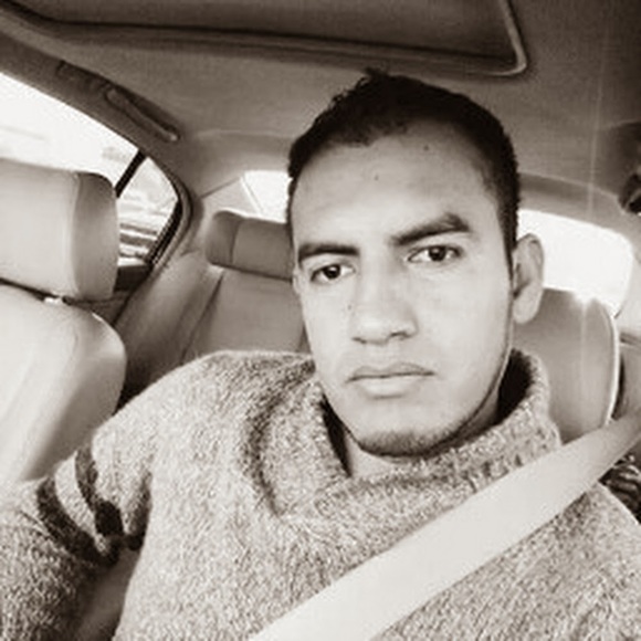 Profile Picture of Alejandro Anaya (@alexxyael) on Poshmark