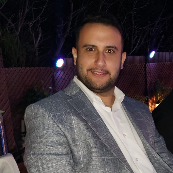 Profile Picture of Anan Al ahmad (@ananyz) on Poshmark