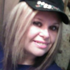 Profile Picture of Crystal Lester (@crystallester40) on Twitter