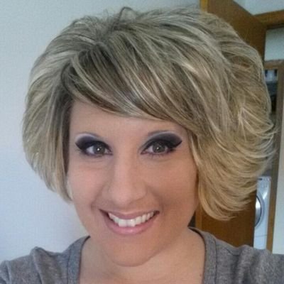 Profile Picture of Jennifer Dirksen (@jennygolner) on Twitter