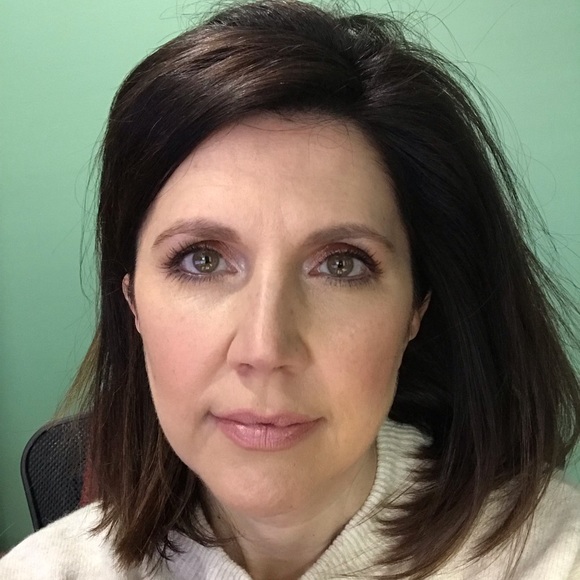 Profile Picture of Joy Hetrick (@jrhetrick) on Poshmark