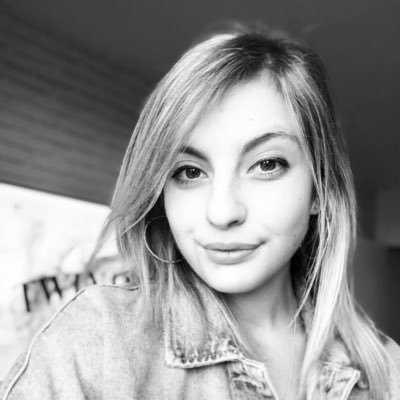 Profile Picture of Becca (@RebeccaDroulez) on Twitter