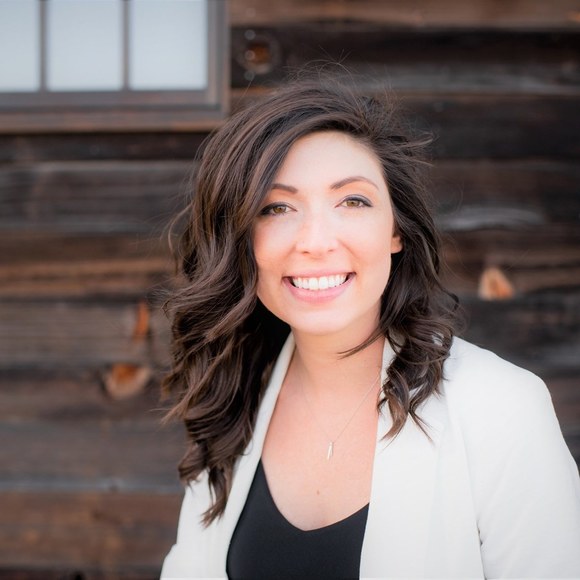 Profile Picture of Meagan Royer (@meaganroyer) on Poshmark