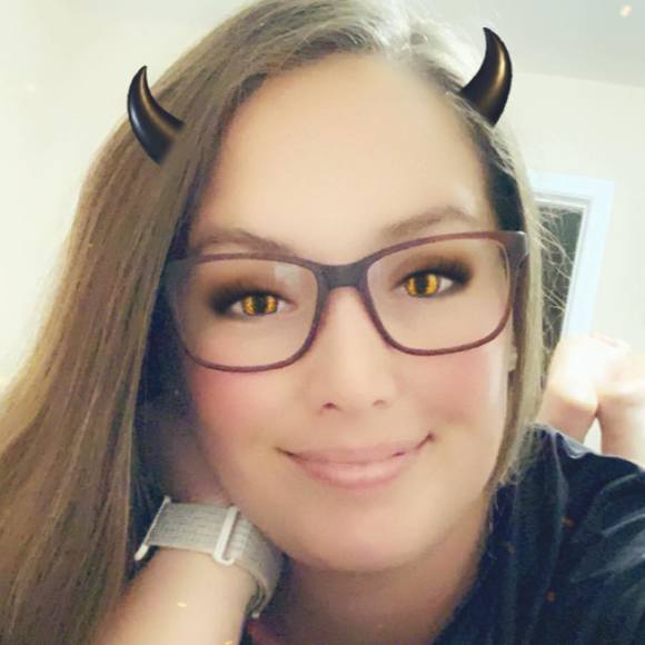 Profile Picture of Kati Foster (@katicaleblane) on Poshmark