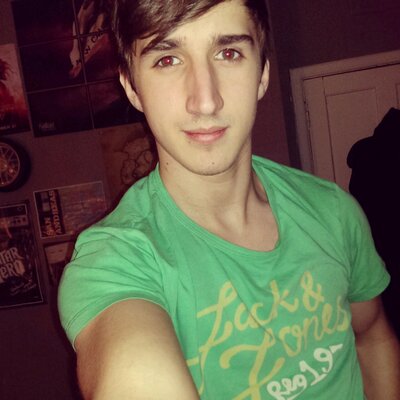 Profile Picture of Matthew Chisholm (@chizholmm) on Twitter