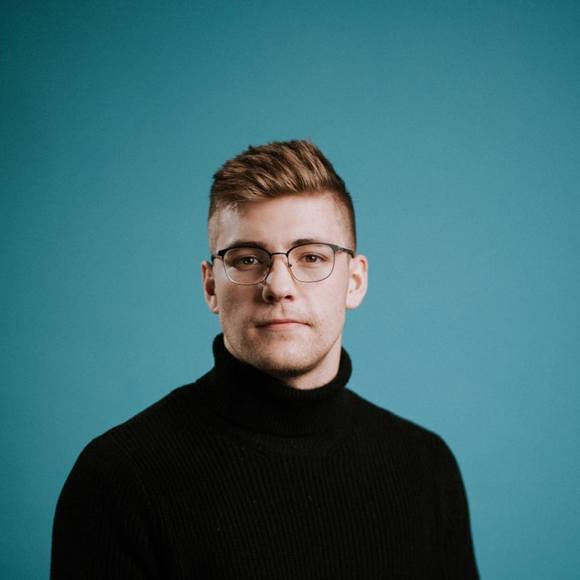 Profile Picture of Royce Gosselin (@plainshark) on Poshmark