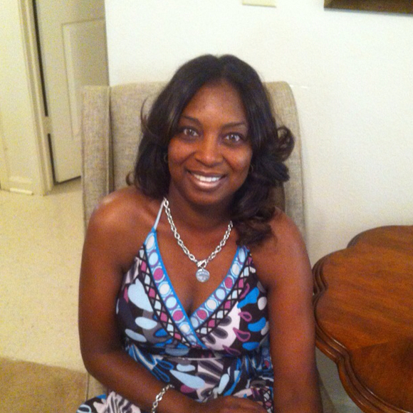 Profile Picture of Roselyn Thomas (@michelle45) on Poshmark