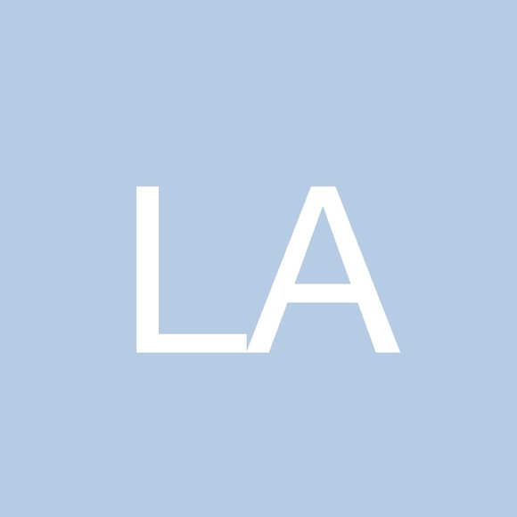 Profile Picture of Lawrence Alexander (@mazdarado) on Poshmark