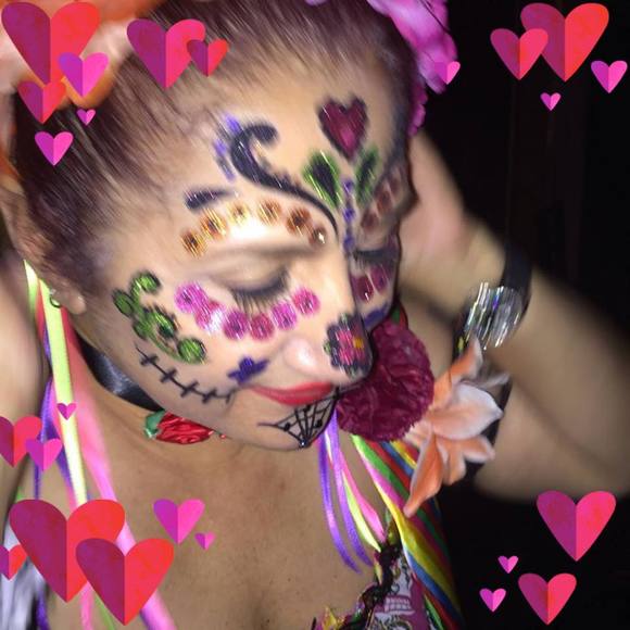 Profile Picture of Alice Morales (@alic54) on Poshmark