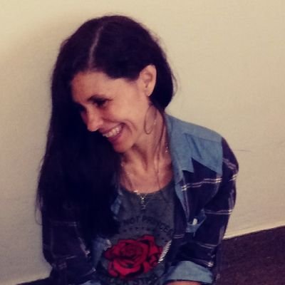 Profile Picture of Daniela Alonso (@noblegranate) on Twitter