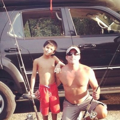 Profile Picture of Andy Vela (@Andres__Vee) on Twitter