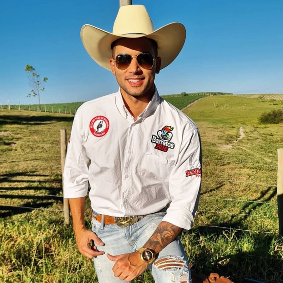 Robert Kangas - Poshmark Profile Picture of Robert Kangas (@robert77oa) on Poshmark