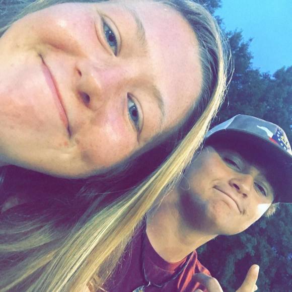 Profile Picture of Cadence Bandows (@cadencebandows) on Poshmark