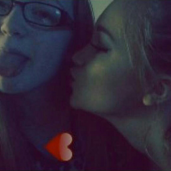 Profile Picture of Nicole Gimmey (@nikko_nation) on Poshmark