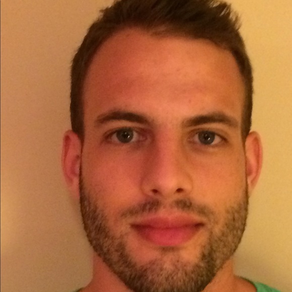 Profile Picture of Chris Whelan (@ckw3388) on Poshmark