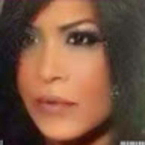 Profile Picture of Pamela Walker (@pamelawalker05) on Poshmark