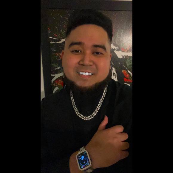 Profile Picture of Mark Beronilla (@mberonilla) on Poshmark