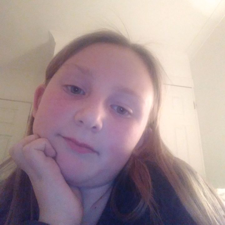 Profile Picture of Holliewolfx🐺🐺 (@maureenleppard) on Tiktok