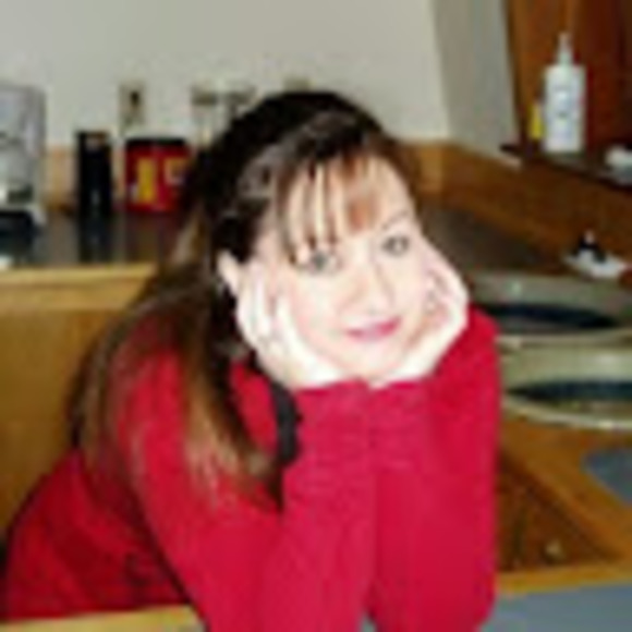 Profile Picture of Delaine Noyer (@dnoyer) on Poshmark