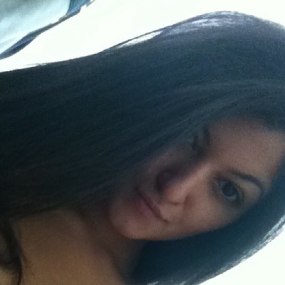 Profile Picture of Ranah Hammoud (@ranahhhh) on Poshmark