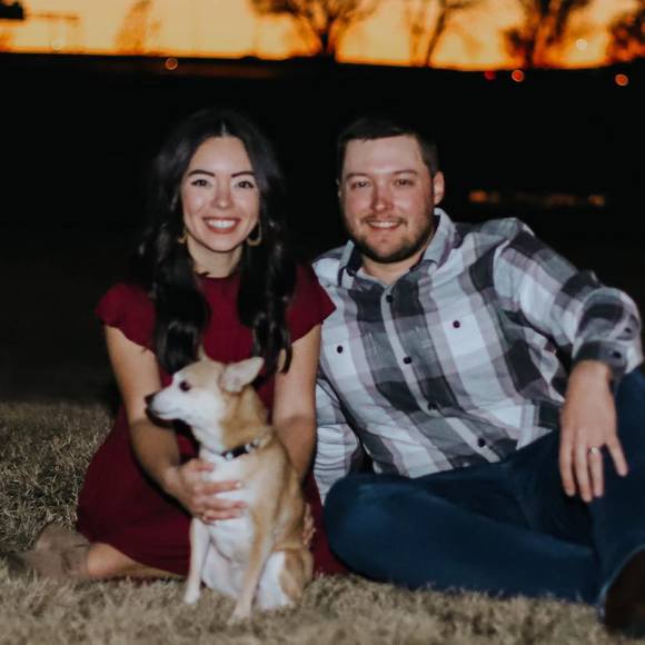 Profile Picture of Sara Tarango sengelmann (@sarat723) on Poshmark