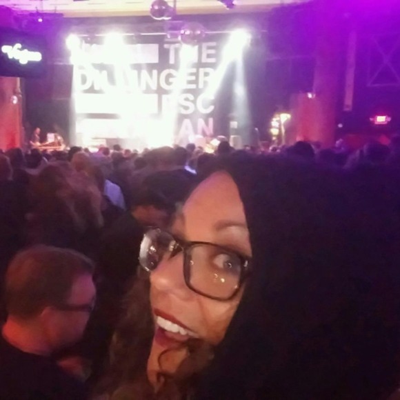 Profile Picture of Larelle Kloepfer (@mortib00) on Poshmark