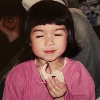Profile Picture of Julia (@j__eng) on Twitter