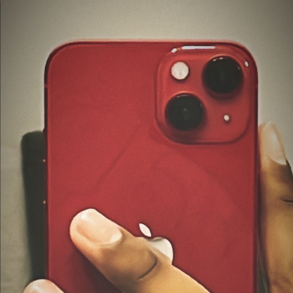 Profile Picture of Johnathan Matthews (@johnathanmau11) on Poshmark