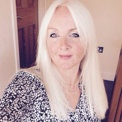 Profile Picture of Louise Watson Childs (@louisechilds13) on Twitter