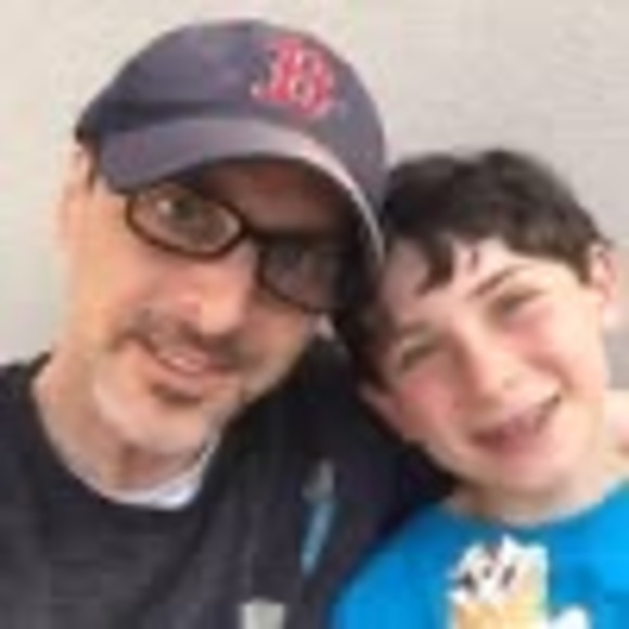 Profile Picture of Michael Sugarman (@michaelsugar726) on Poshmark