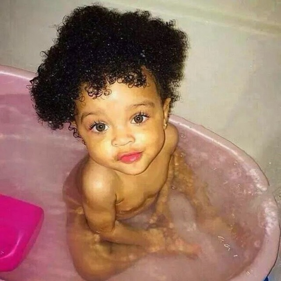 Lovena Camille - Poshmark Profile Picture of Lovena Camille (@lovenac22) on Poshmark