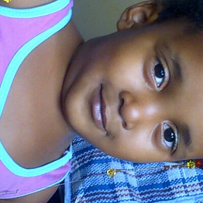 Profile Picture of Hayley Mckenzie (@Team_JLSxx) on Twitter