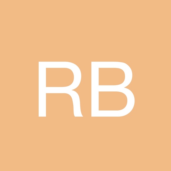 Profile Picture of Roberta Bohanon (@rwilson76) on Poshmark