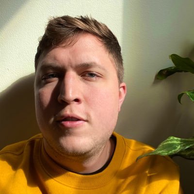 Profile Picture of 𝚖𝚒𝚔𝚎 (@ACertainHeight) on Twitter