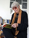 Profile Picture of Joanne Kygeron Wikipedia