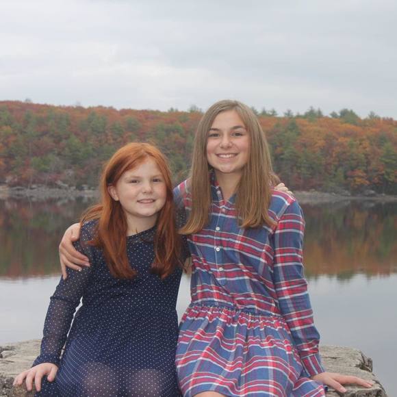 Profile Picture of Danielle Dumas leblanc (@danielleduma800) on Poshmark