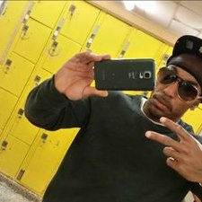 Profile Picture of Leo Farrell (@titleking4life) on Twitter