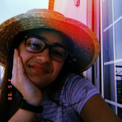 Profile Picture of Íris Faria (@risFaria3) on Twitter