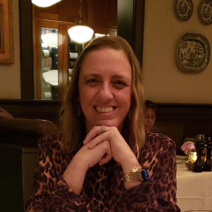 Profile Picture of Lisa (@lisawease) on Tiktok