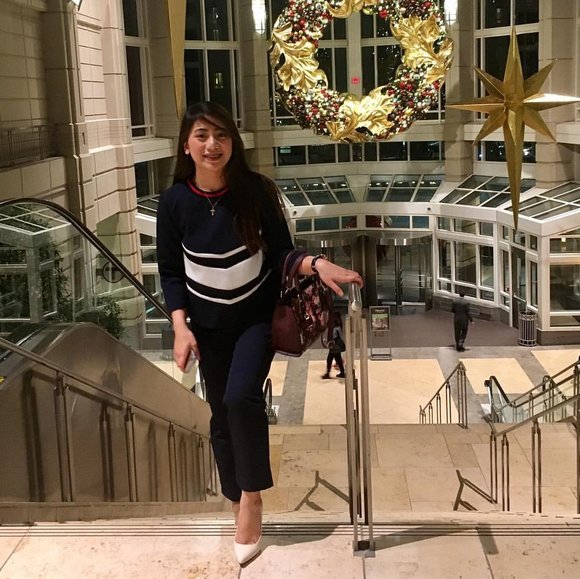 Profile Picture of Jelaine Nanglegan (@jelaine78) on Poshmark