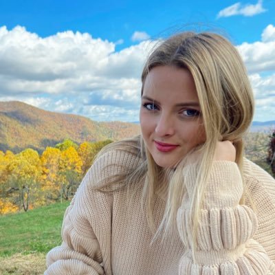 Profile Picture of Alexandra Chase (@amchasee) on Twitter