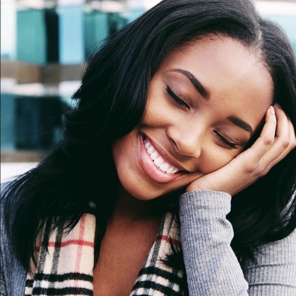 Shaun Wright - Poshmark Profile Picture of Shaun Wright (@heythereyou45) on Poshmark