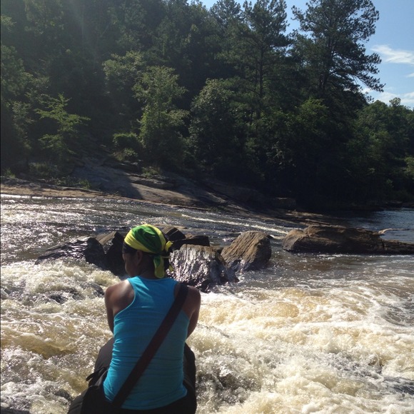 Profile Picture of Karlene Groman (@karleneskloset) on Poshmark