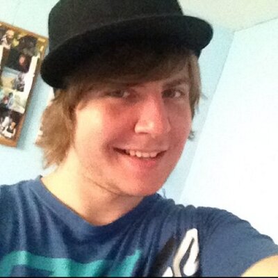 Profile Picture of Michael Rossiter (@Drake_Michaels) on Twitter