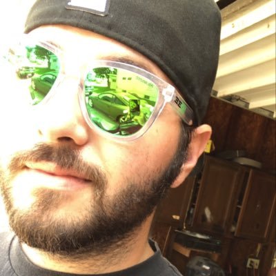 Profile Picture of Dominic Piscitelli (@dirtymaxdomlb7) on Twitter
