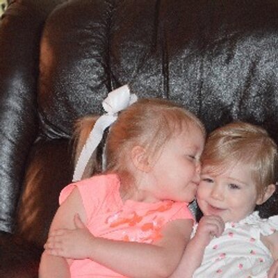 Profile Picture of Annette Stuart (@NannyStu) on Twitter