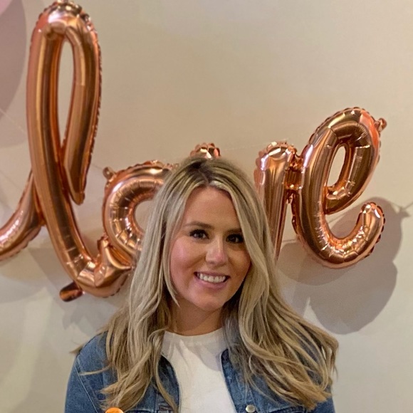Profile Picture of Megan Riddle (@riddlemegan6) on Poshmark