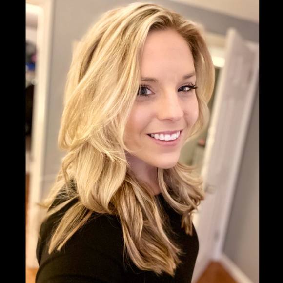 Profile Picture of Brittany Schroll (@bschroll20) on Poshmark